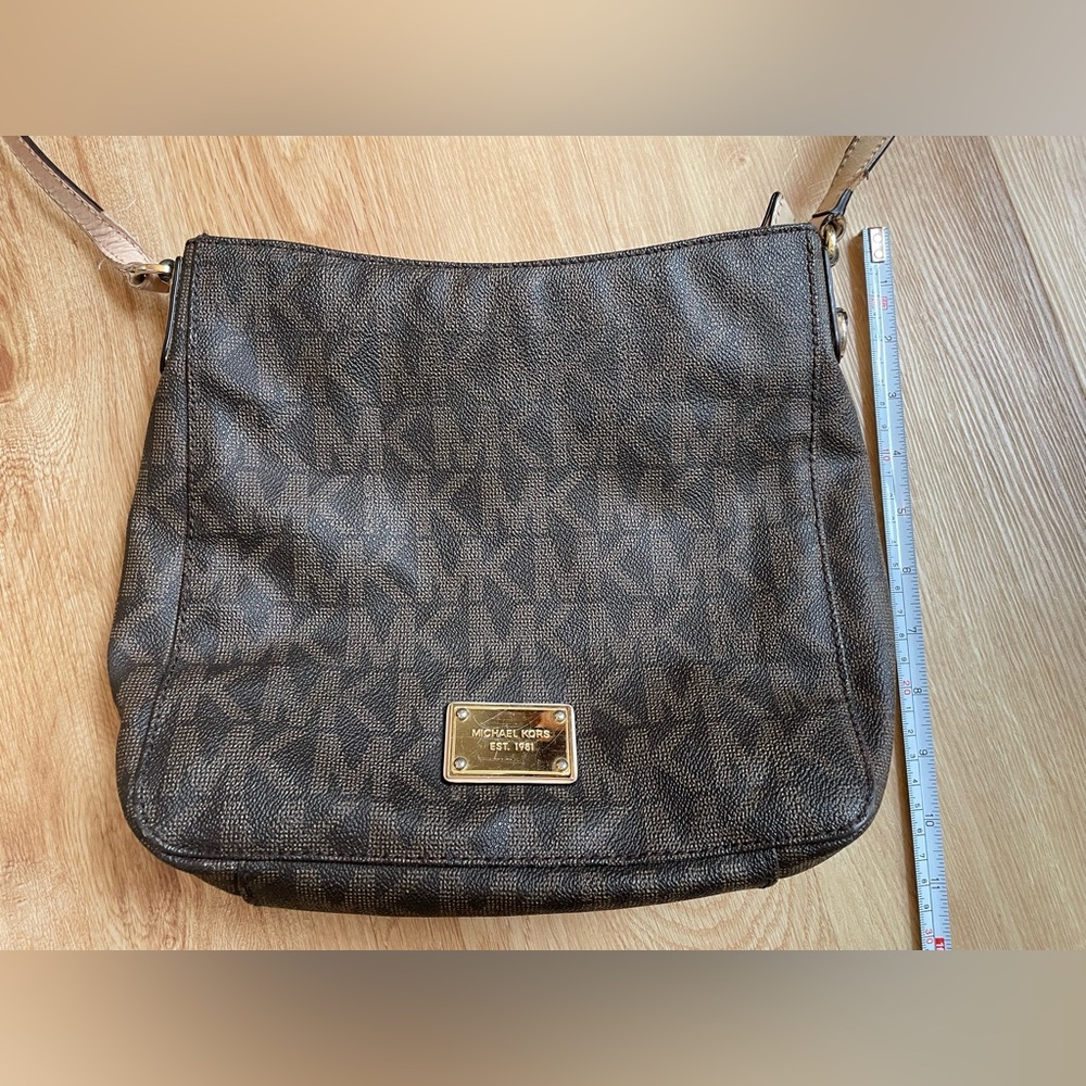 Michael Kors jet set travel large logo messenger bag crossbody brown gold $348 - Picture 9 of 13